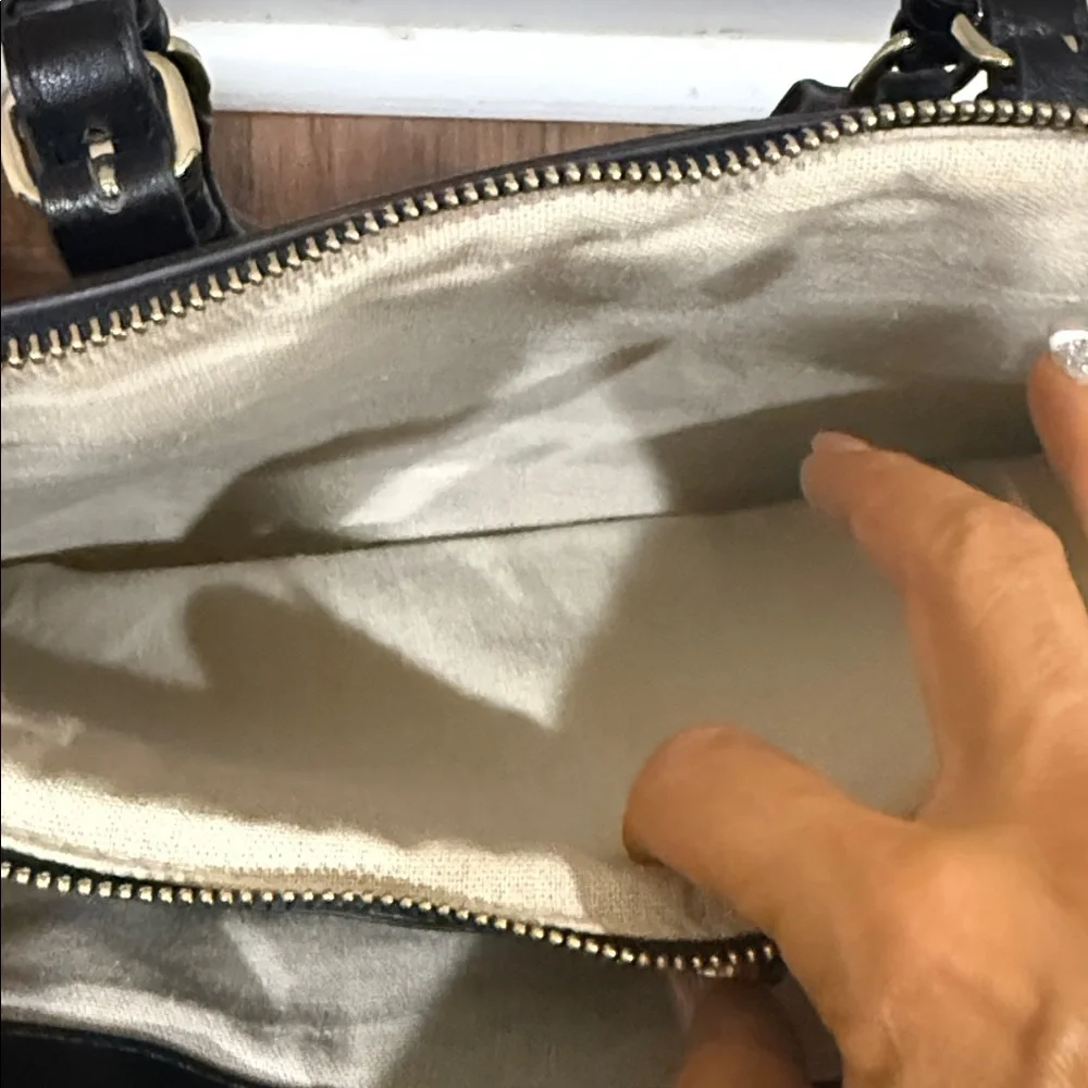 Zara Black Leather Bag used in good condition need